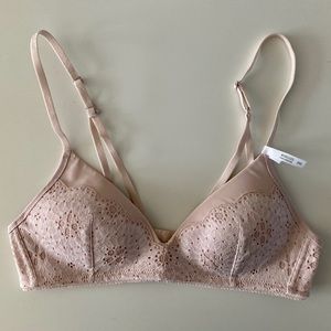NWT Aerie Real Happy Wireless Bra, 34A, blush lace